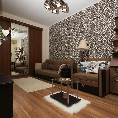 Cozy Apartment On Yevreiska Street Odessa Exteriör bild